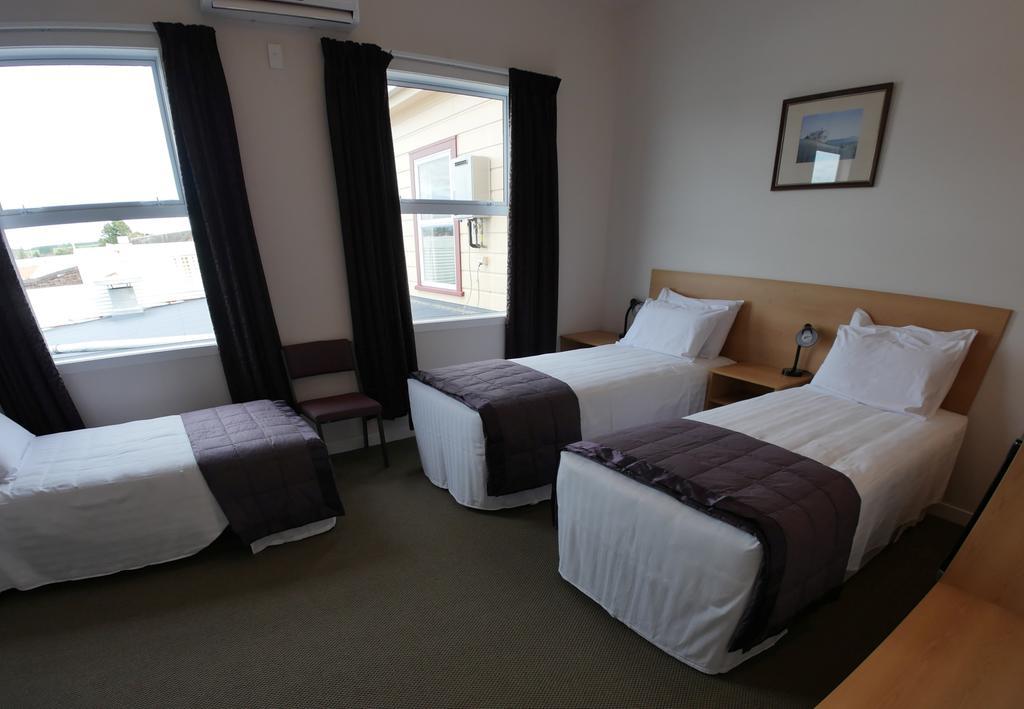 Masonic Hotel Waitara Pokoj fotografie