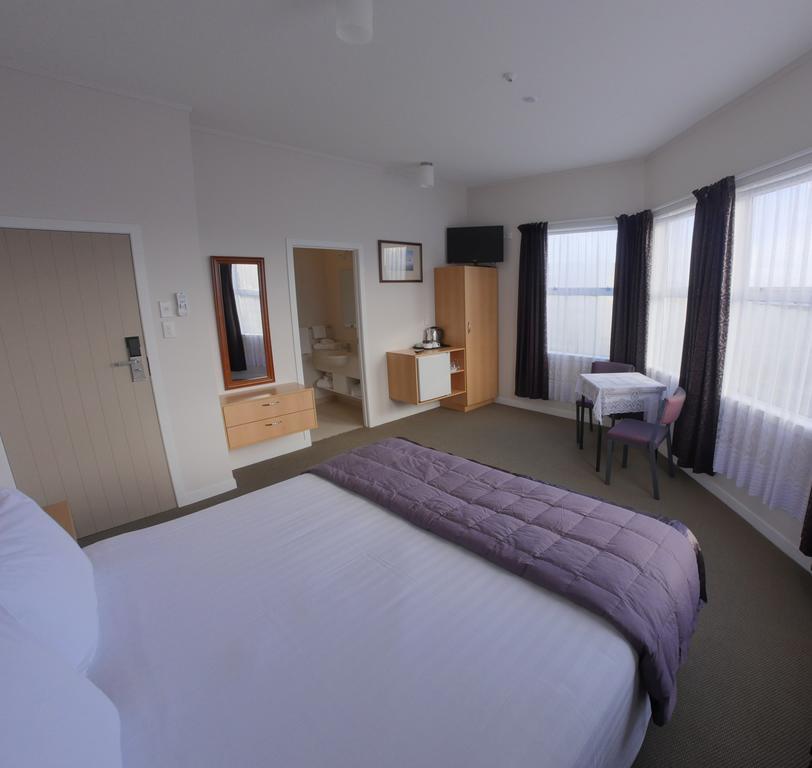 Masonic Hotel Waitara Pokoj fotografie